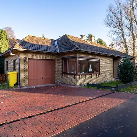 With A Tiled Stove In St Peter-ording Holiday home *