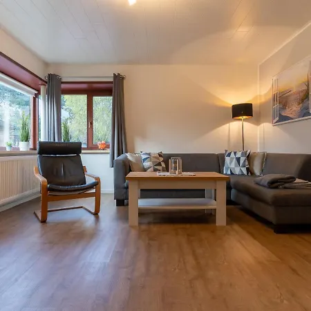 With A Tiled Stove In St Peter-ording Holiday home Bohl